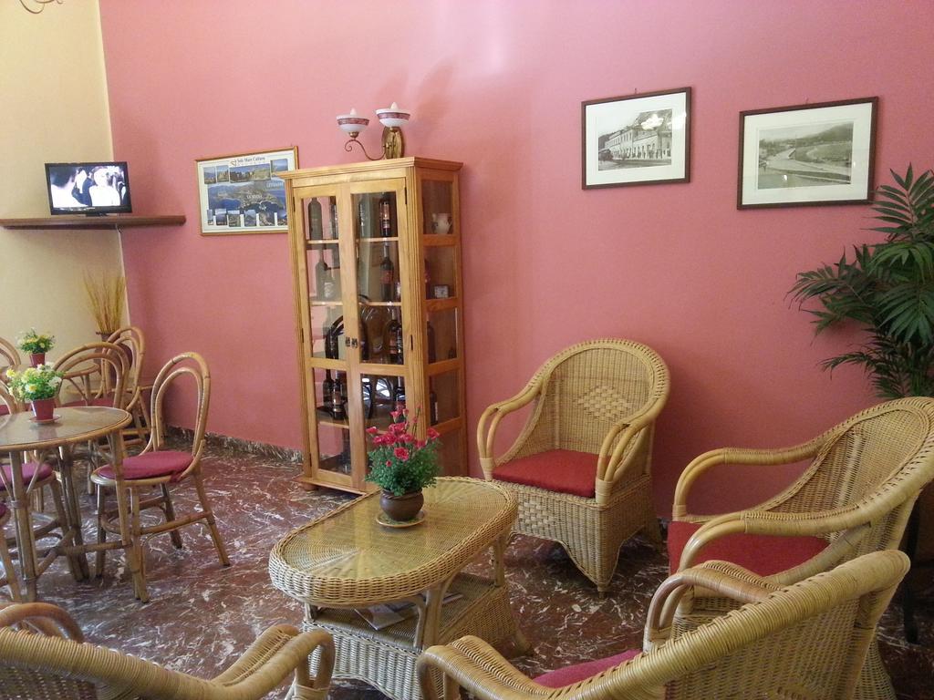 Hotel Pensione Cundari Таормина Экстерьер фото